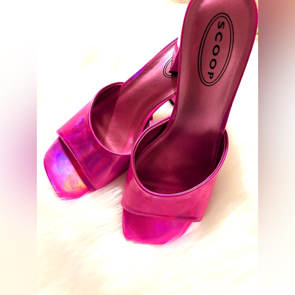 Scoop Iridescent Pink Women's Heels - Picture 1 of 4